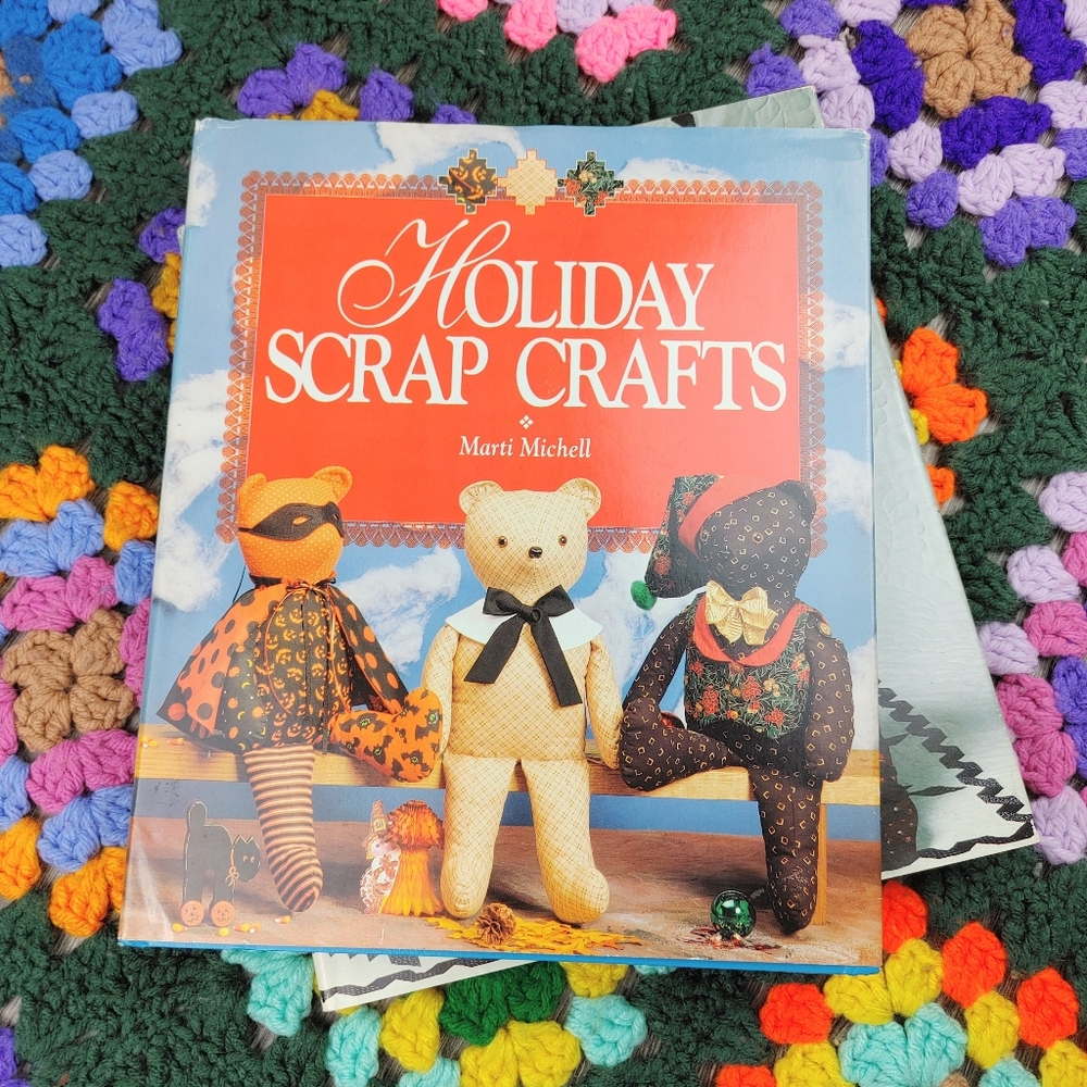 🎄LAST CHANCE🎄 Holiday Scrap Crafts Crafting & Sewing Book